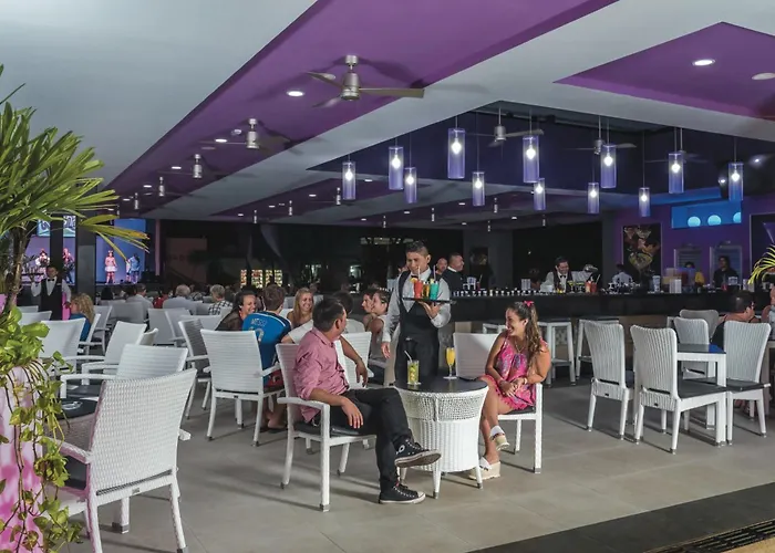 Resort Riu Lupita